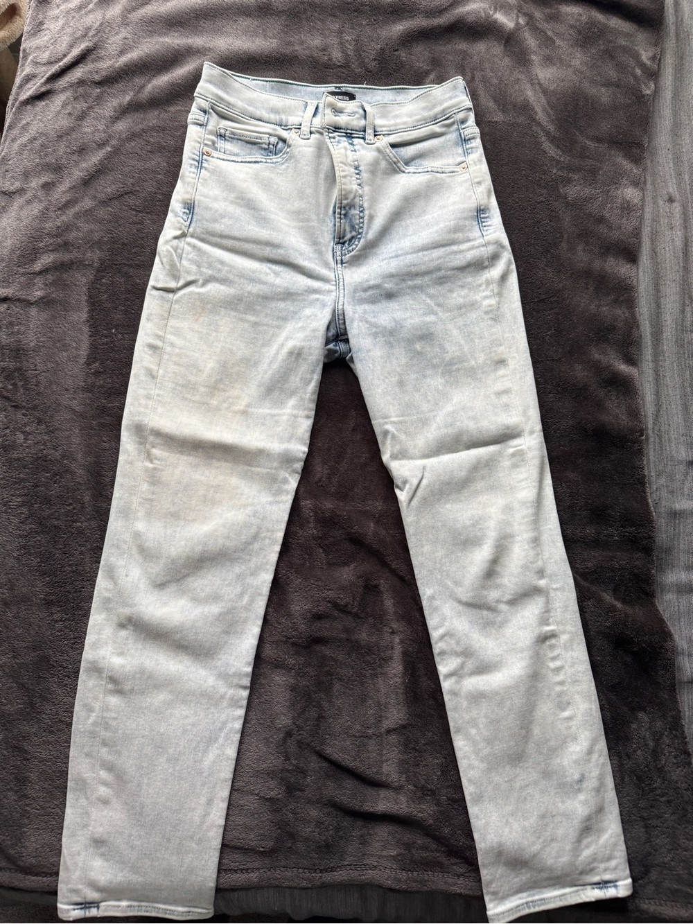 Express Women's High-Rise Light Wash Jeans